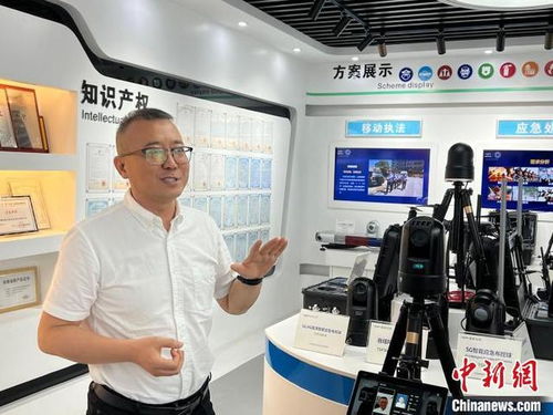 合肥 以新興產(chǎn)業(yè)為引擎，以“科大硅谷”為載體，驅(qū)動(dòng)技術(shù)開發(fā)與創(chuàng)新